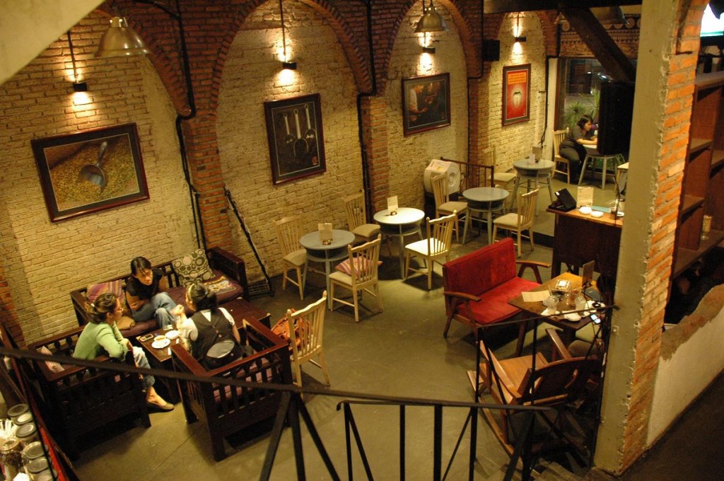 10 Best Local Coffee Shops In Jakarta - Indoindians.com