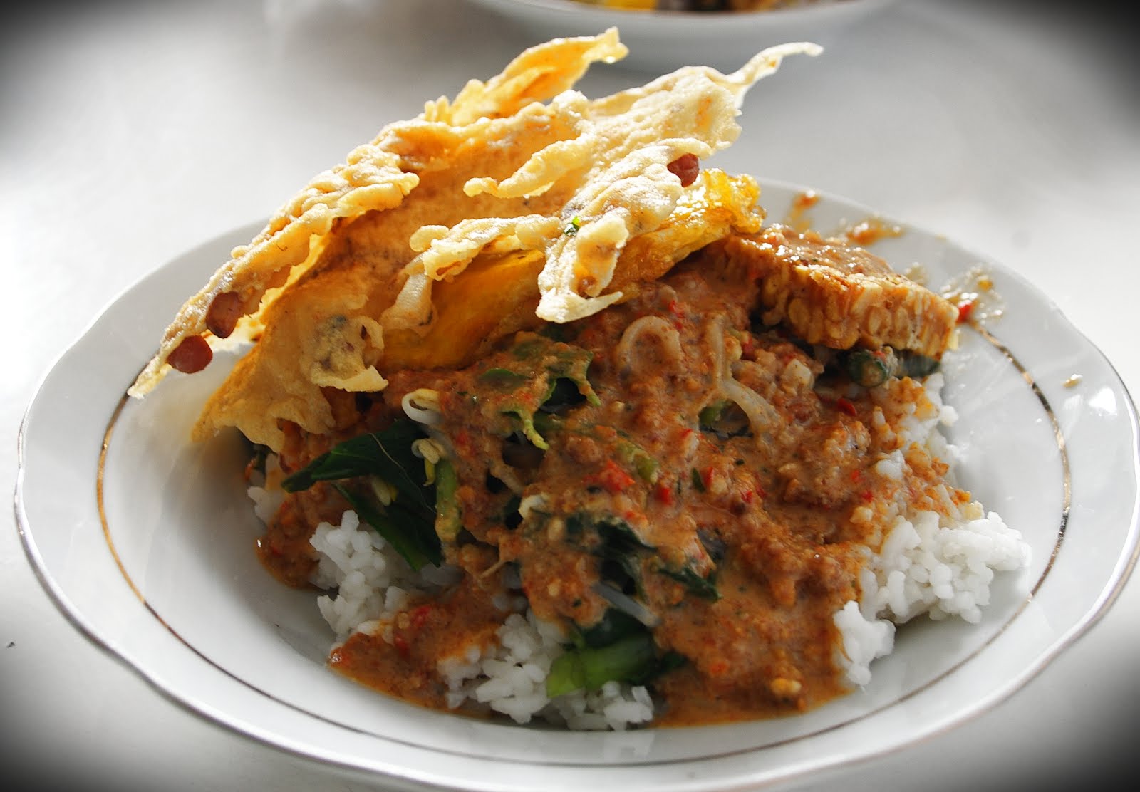 7 Most Popular Indonesian Traditional Breakfast Menu 