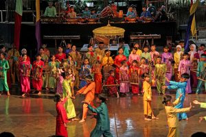 5 Best Cultural Shows in Indonesia - Indoindians.com