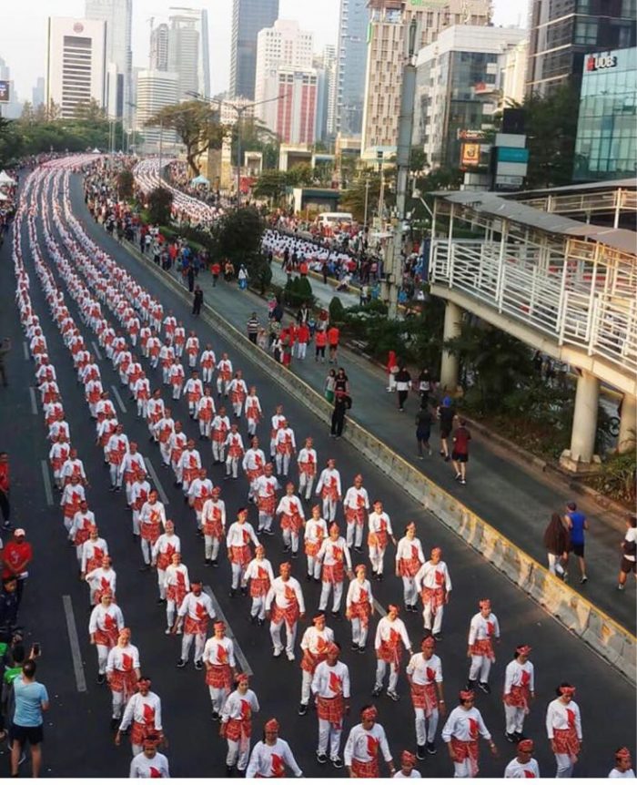 poco poco on the streets of Jakarta