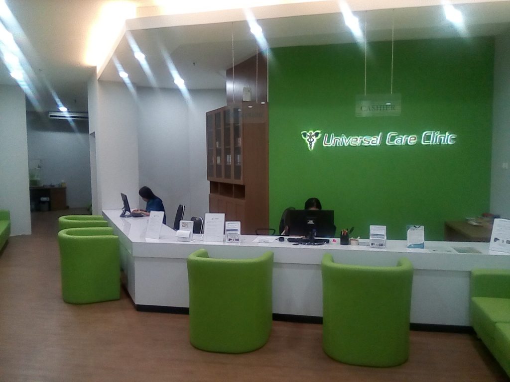 Universal Care Clinic Reception