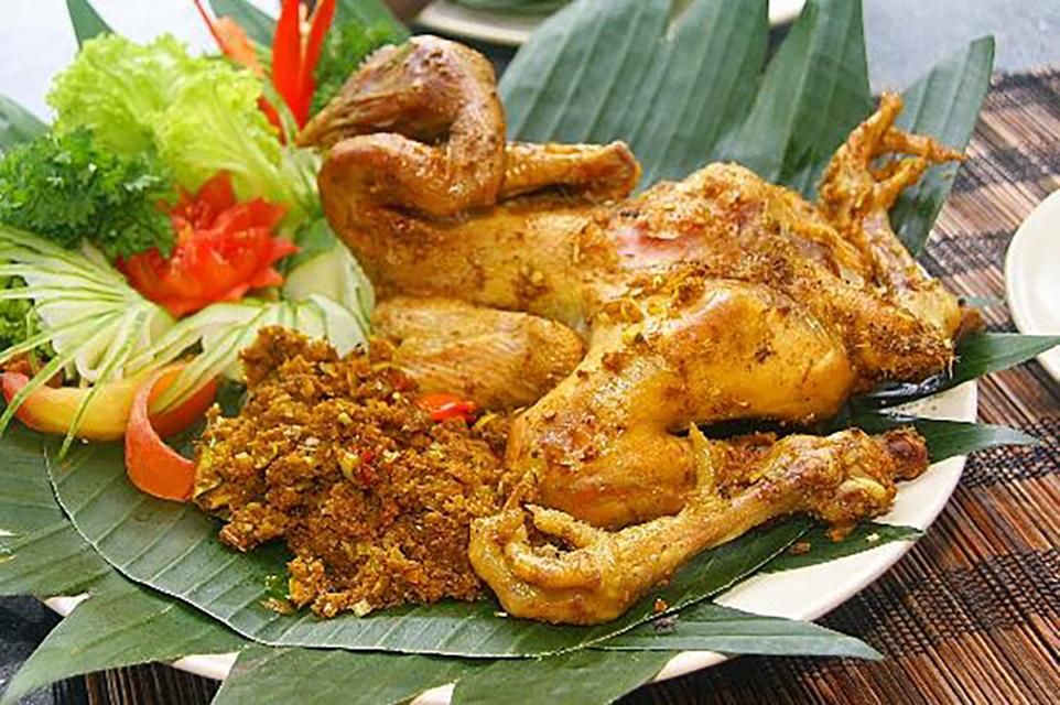 7 Traditional Bali Dishes You Must Try