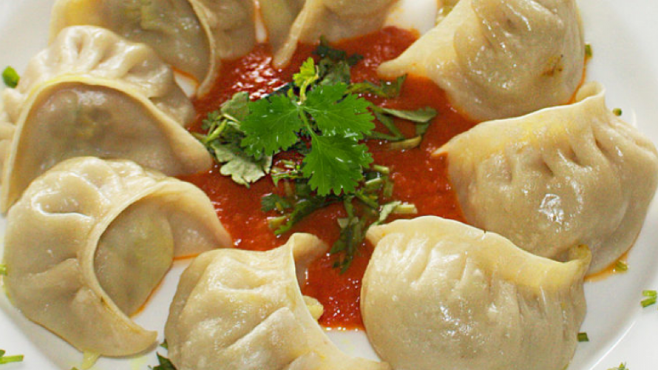 spicy vegetable momos recipe indoindians com spicy vegetable momos recipe