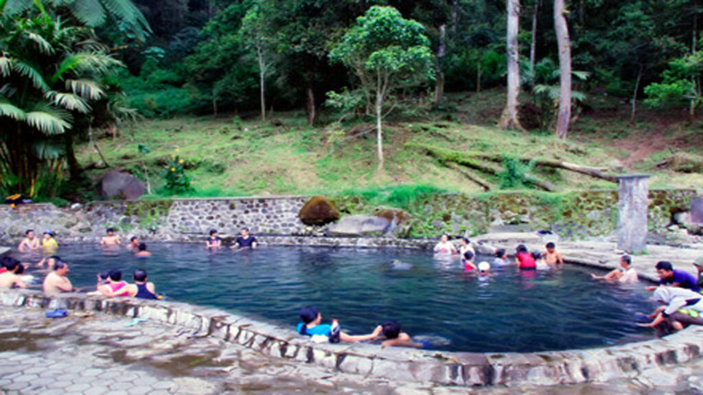 16 Nature Destinations To Visit in Malang - Indoindians.com