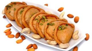 gujiya