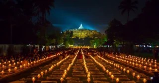 Waisak-Celebrations-in-Various-Regions-of-Indonesia