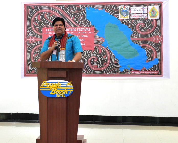 Amol Titus – Collaborations, Conservation and Creative Writing among the Batak of Lake Toba