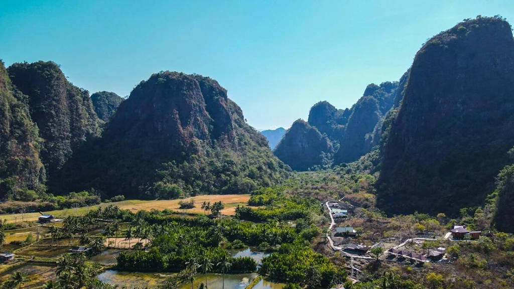 10 UNESCO Global Geopark in Indonesia You Cannot Miss Maros Pangkep Geopark, South Sulawesi