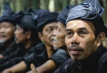 The Grounded Characteristics of the Kajang Tribe