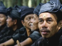 The Grounded Characteristics of the Kajang Tribe