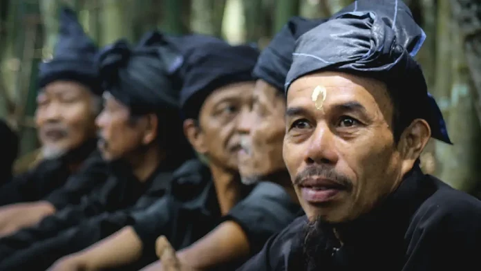 The Grounded Characteristics of the Kajang Tribe