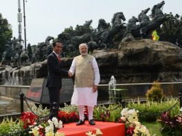 Leaders of India and Indonesia against the Arjuna Wijaya Statue