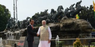 Leaders of India and Indonesia against the Arjuna Wijaya Statue