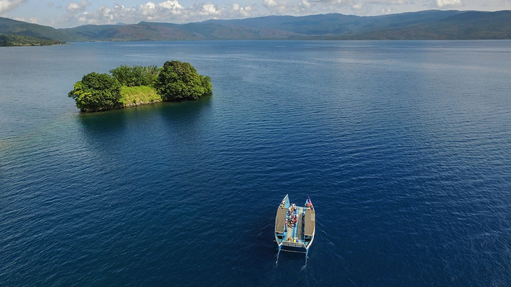 Matano Lake is Very Wide